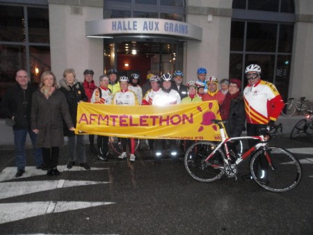 Cliquez sur la photo   avant le départ de Castelnaudary halle aux grains